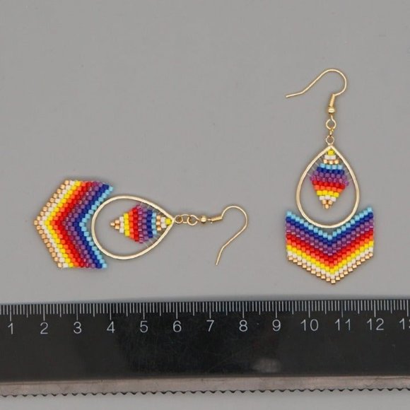Handwoven Miyuki rice beaded boho earrings - Picture 8 of 8